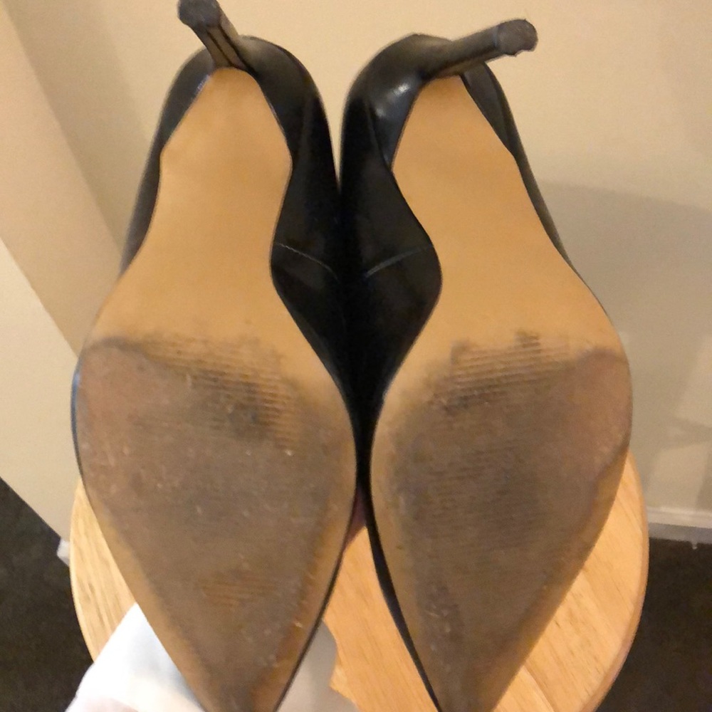 Express Pumps - Picture 3 of 6